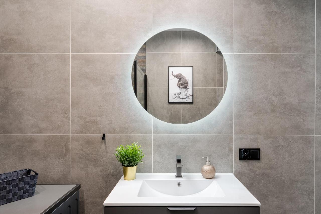 Basztowa Apartments By Vsi Cracovia Exterior foto
